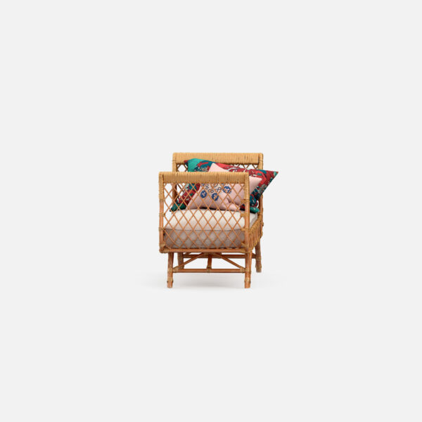 Minimalist Sofa - WeShop - Premium WordPress & WooCommerce theme by Euthemians - powered by Greatives